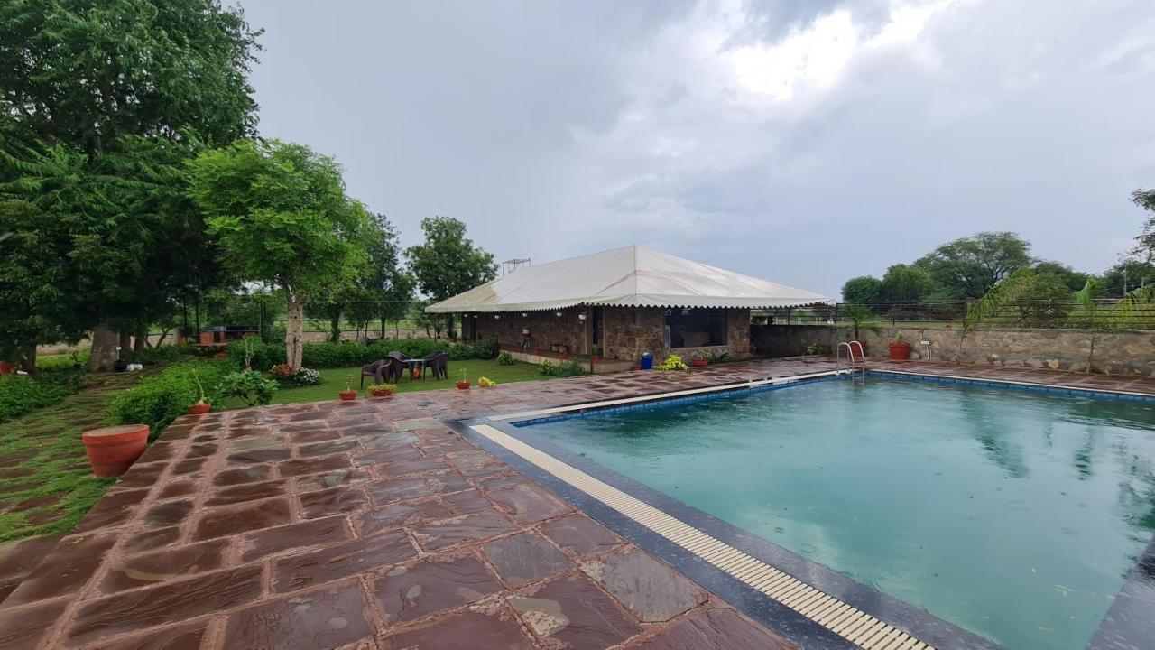 The Rustic Villa, A Stay With Luxuries Amenities And Exotic Nature ชัยปุระ ภายนอก รูปภาพ
