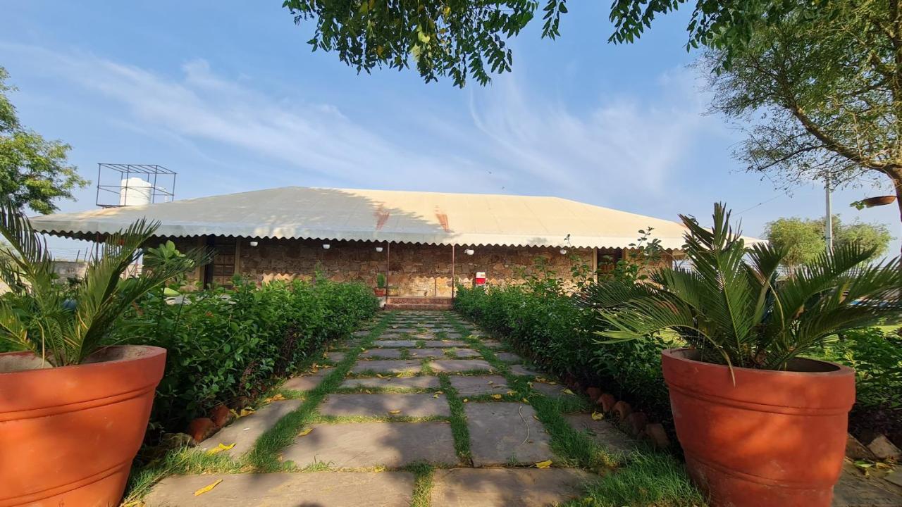 The Rustic Villa, A Stay With Luxuries Amenities And Exotic Nature ชัยปุระ ภายนอก รูปภาพ