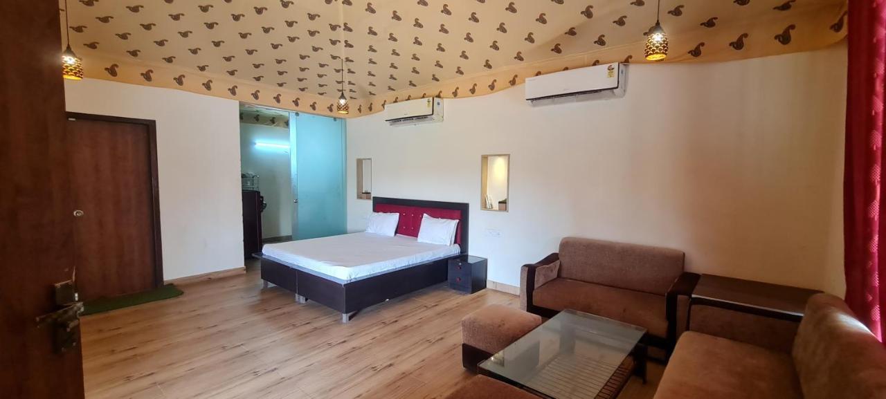 The Rustic Villa, A Stay With Luxuries Amenities And Exotic Nature ชัยปุระ ภายนอก รูปภาพ
