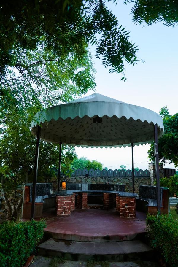 The Rustic Villa, A Stay With Luxuries Amenities And Exotic Nature ชัยปุระ ภายนอก รูปภาพ