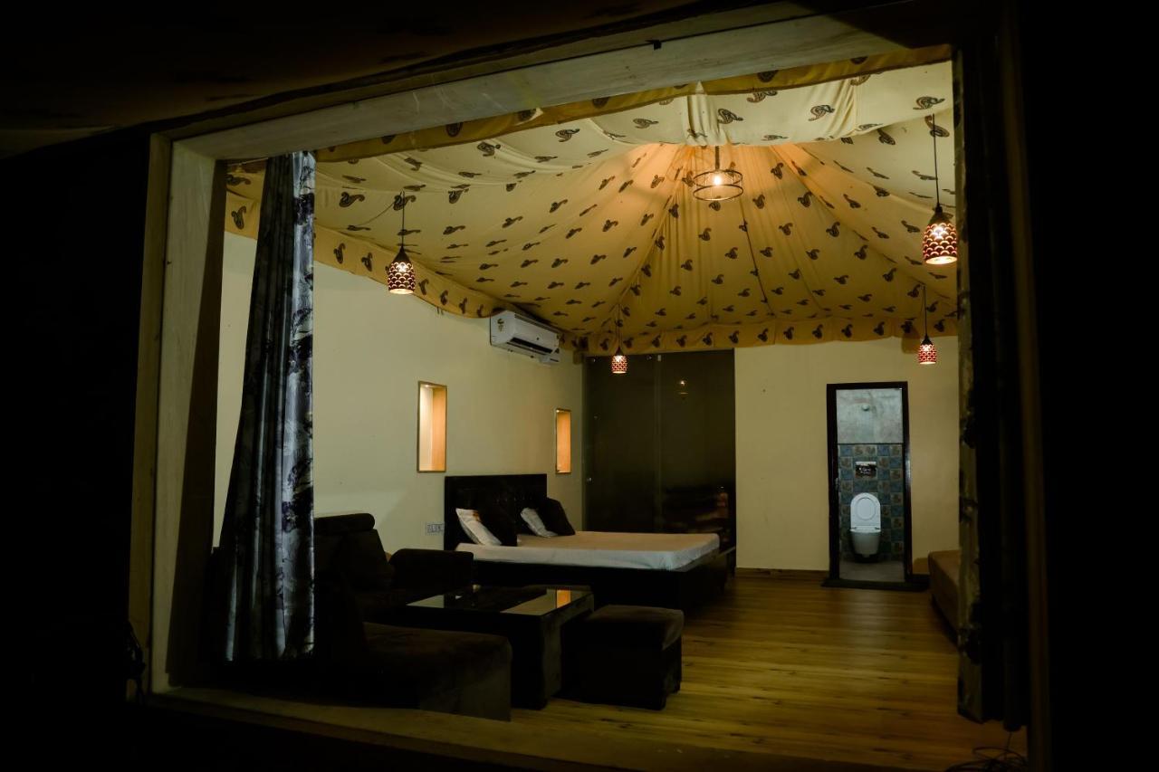 The Rustic Villa, A Stay With Luxuries Amenities And Exotic Nature ชัยปุระ ภายนอก รูปภาพ