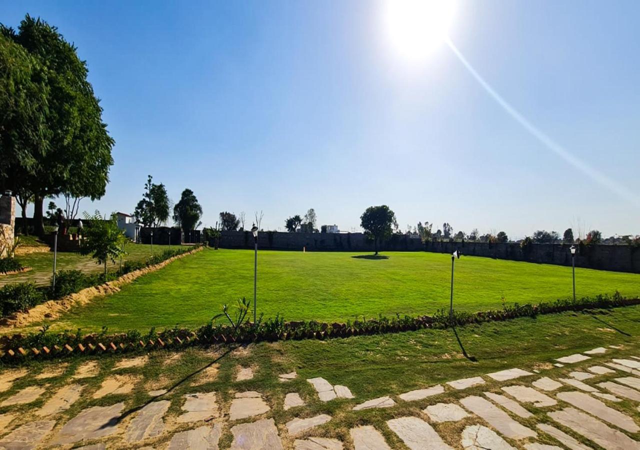 The Rustic Villa, A Stay With Luxuries Amenities And Exotic Nature ชัยปุระ ภายนอก รูปภาพ